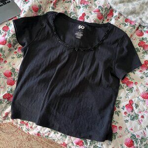 BLACK CROPPED POINTELLE TEE